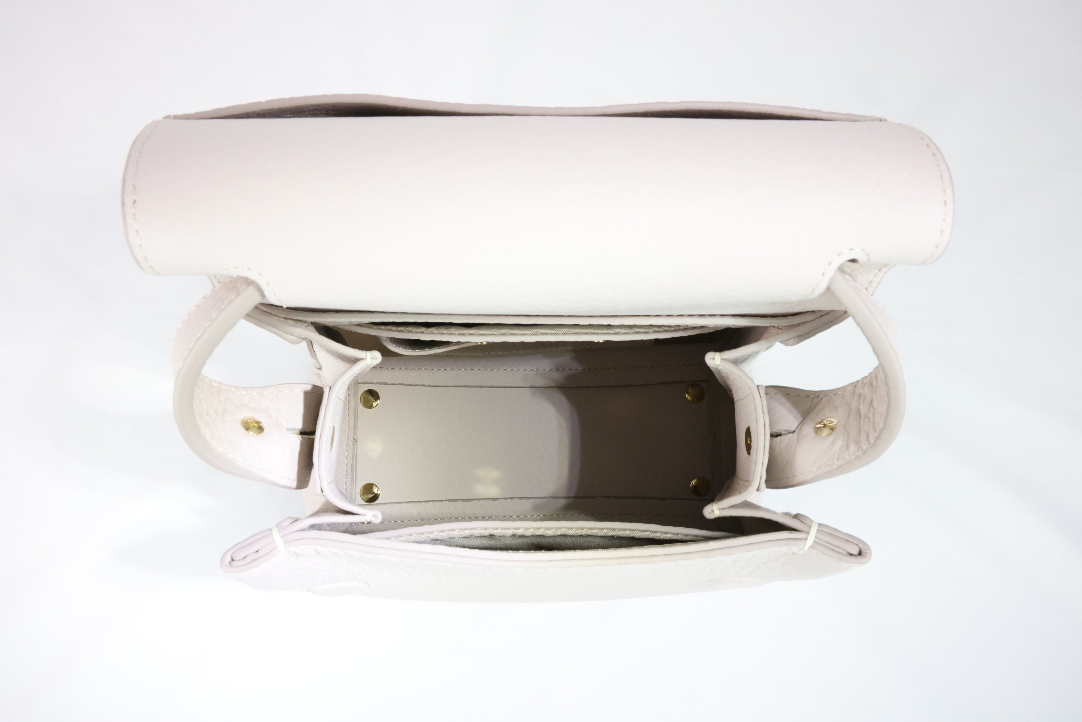 Saki in Light Beige